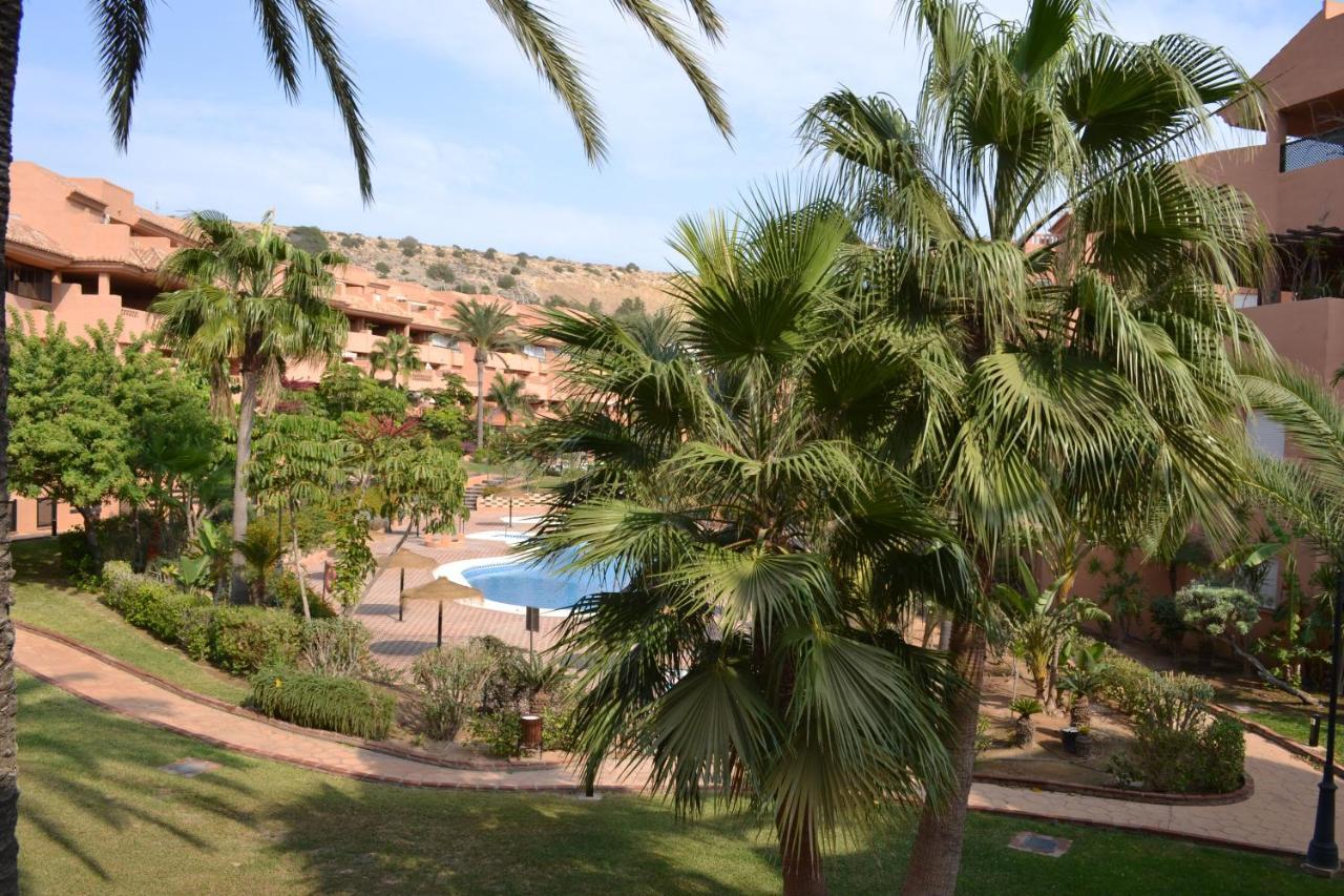 Apartementos Almerimar Golf Esterno foto