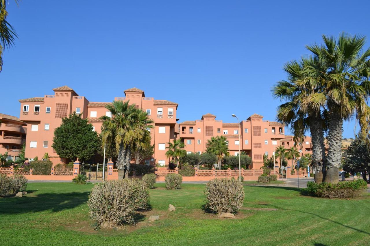 Apartementos Almerimar Golf Esterno foto