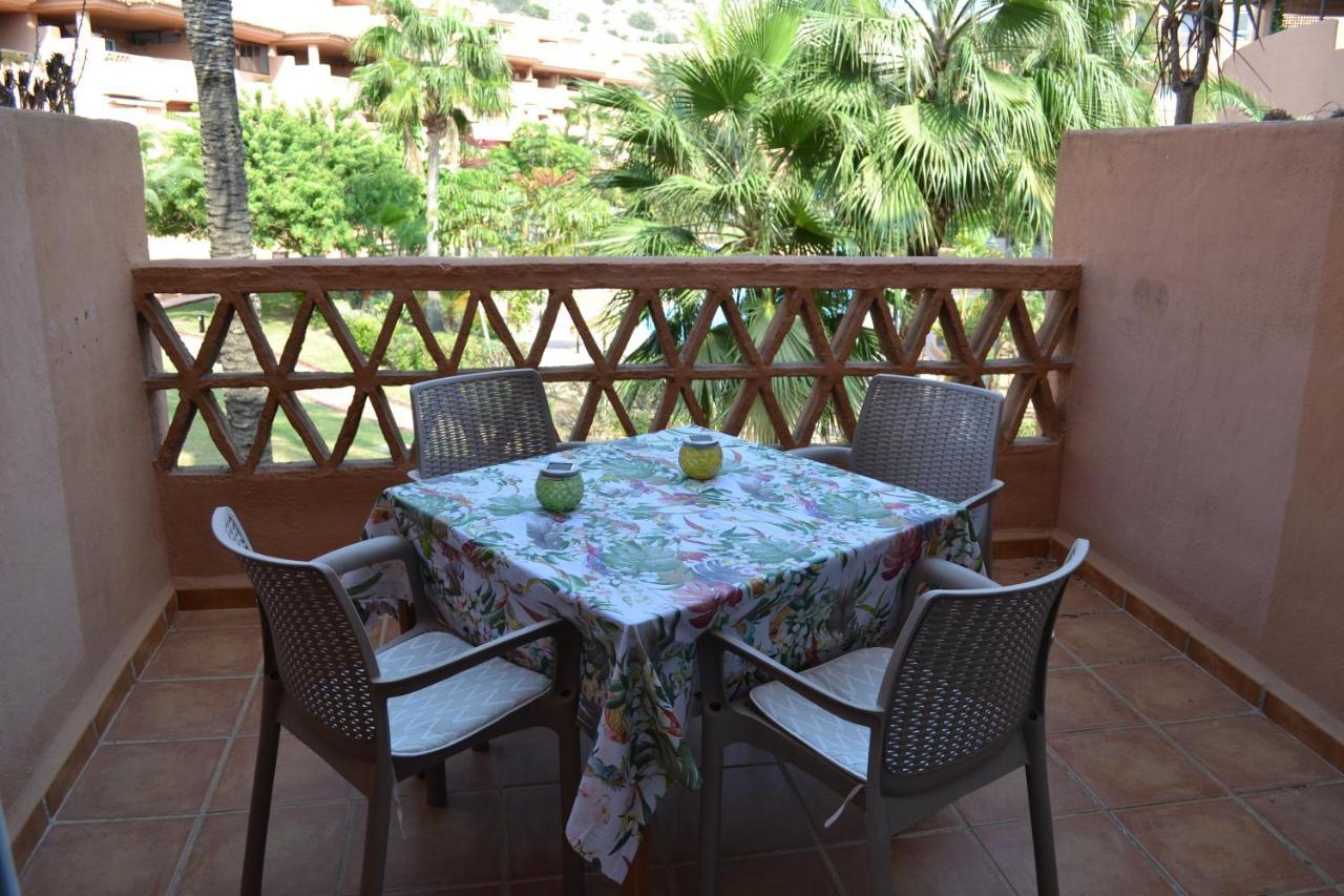 Apartementos Almerimar Golf Esterno foto