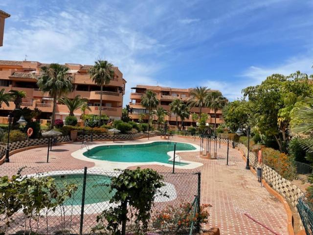 Apartementos Almerimar Golf Esterno foto